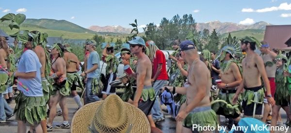 2014-04-july-crested-butte-colorado-parade.jpg