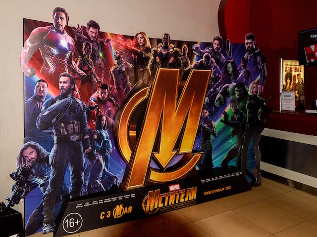 Avengers: Infinity War movie poster in Russian