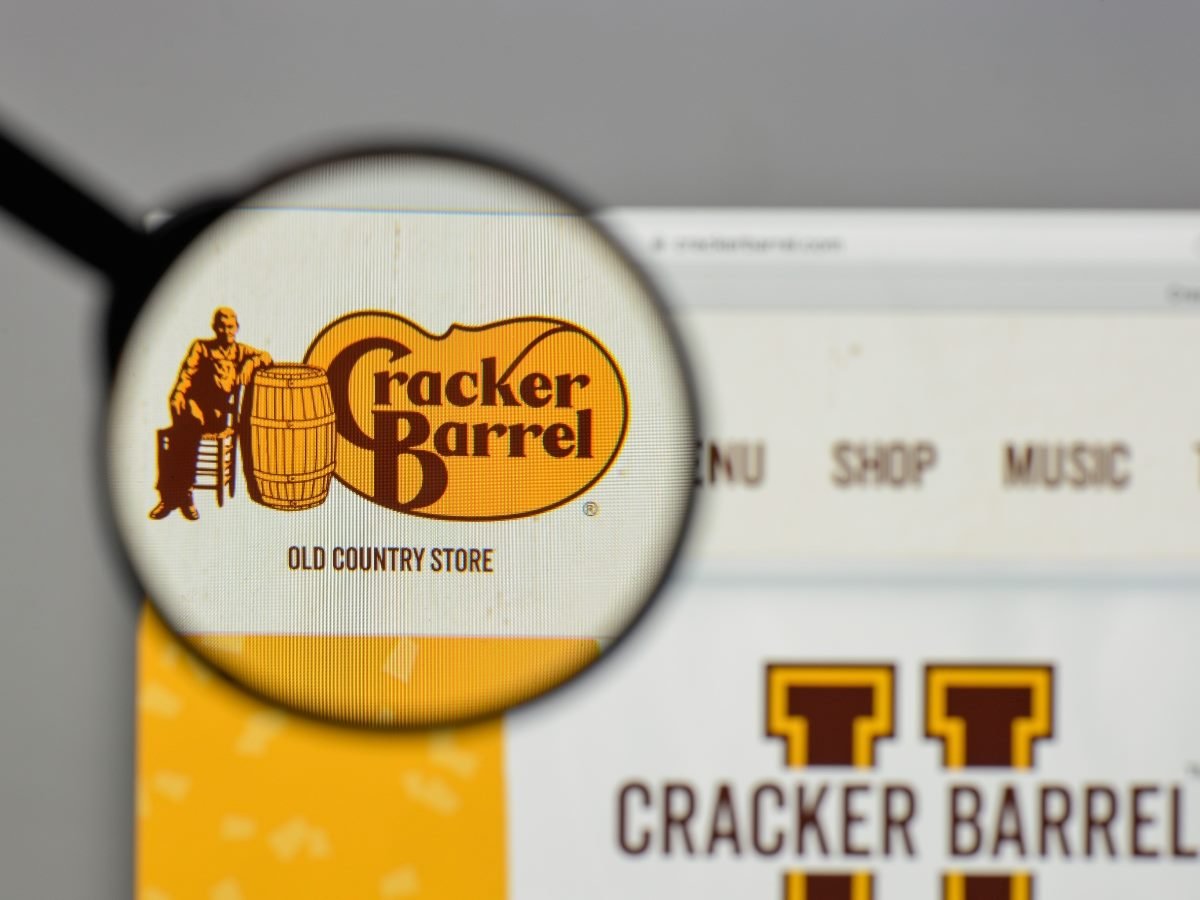 Cracker Barrel Old Country Store logo on the website homepage.