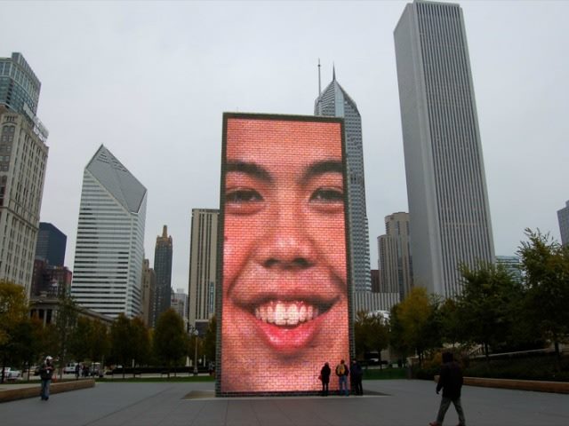 fountain in Millenium Park, Chicago with resident's faces projected on it