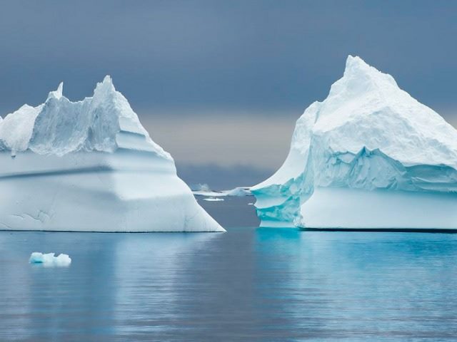 icebergs