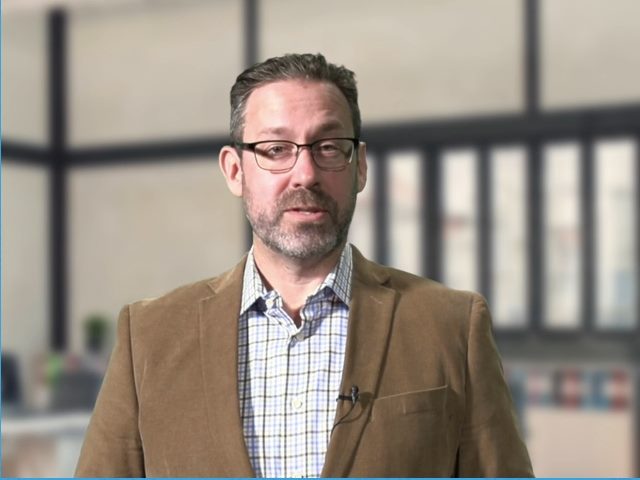 Screenshot of Reworked Editor-in-Chief Mike Prokopeak giving his keynote address at the virtual summer 2021 Digital Workplace Experience Conference.