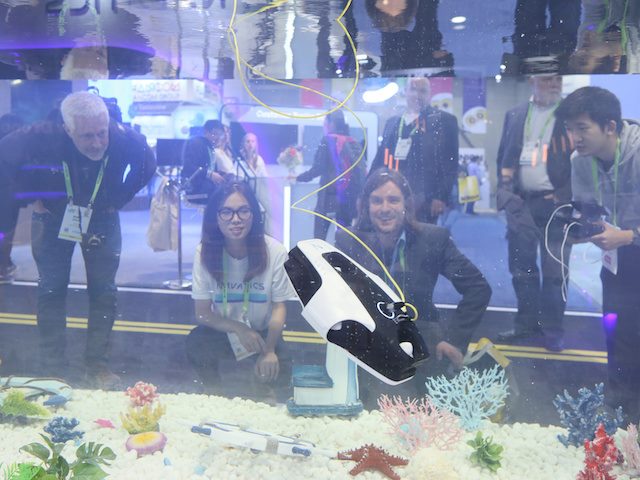 underwater drone demo at CES 2019