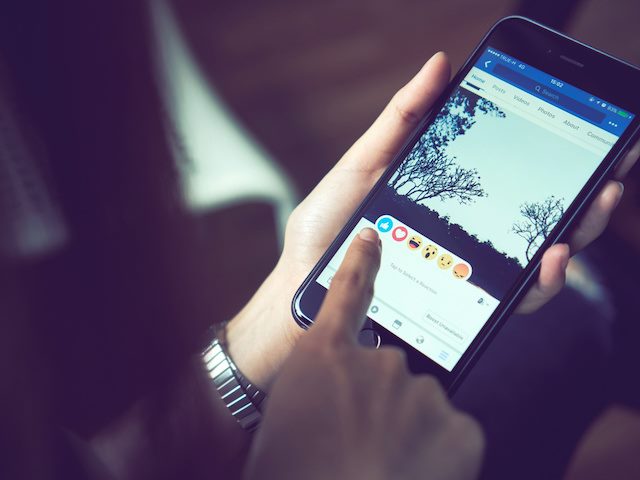 facebook app on phone