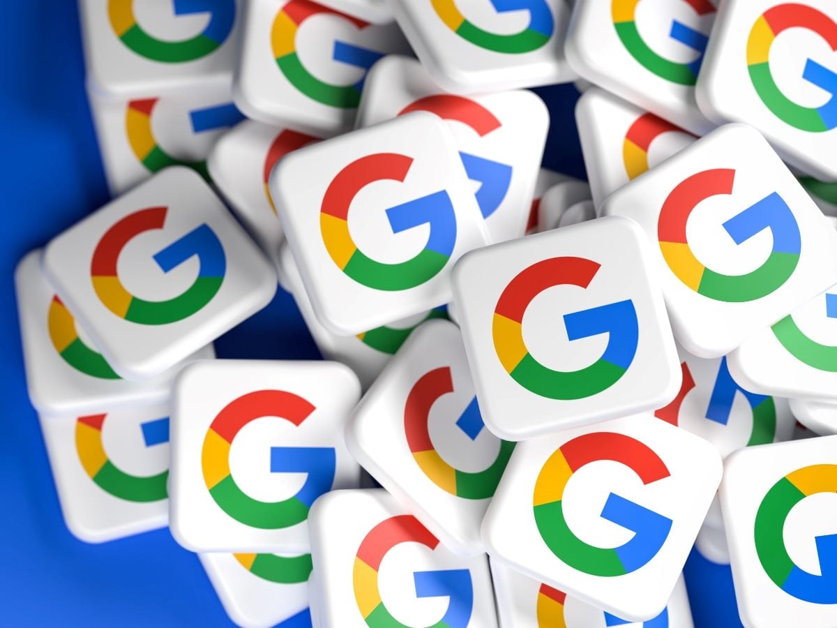 Stacked Google “G” logos in red, blue, yellow and green, symbolizing Google’s expanding AI-driven platform strategy across search, commerce and customer experience.