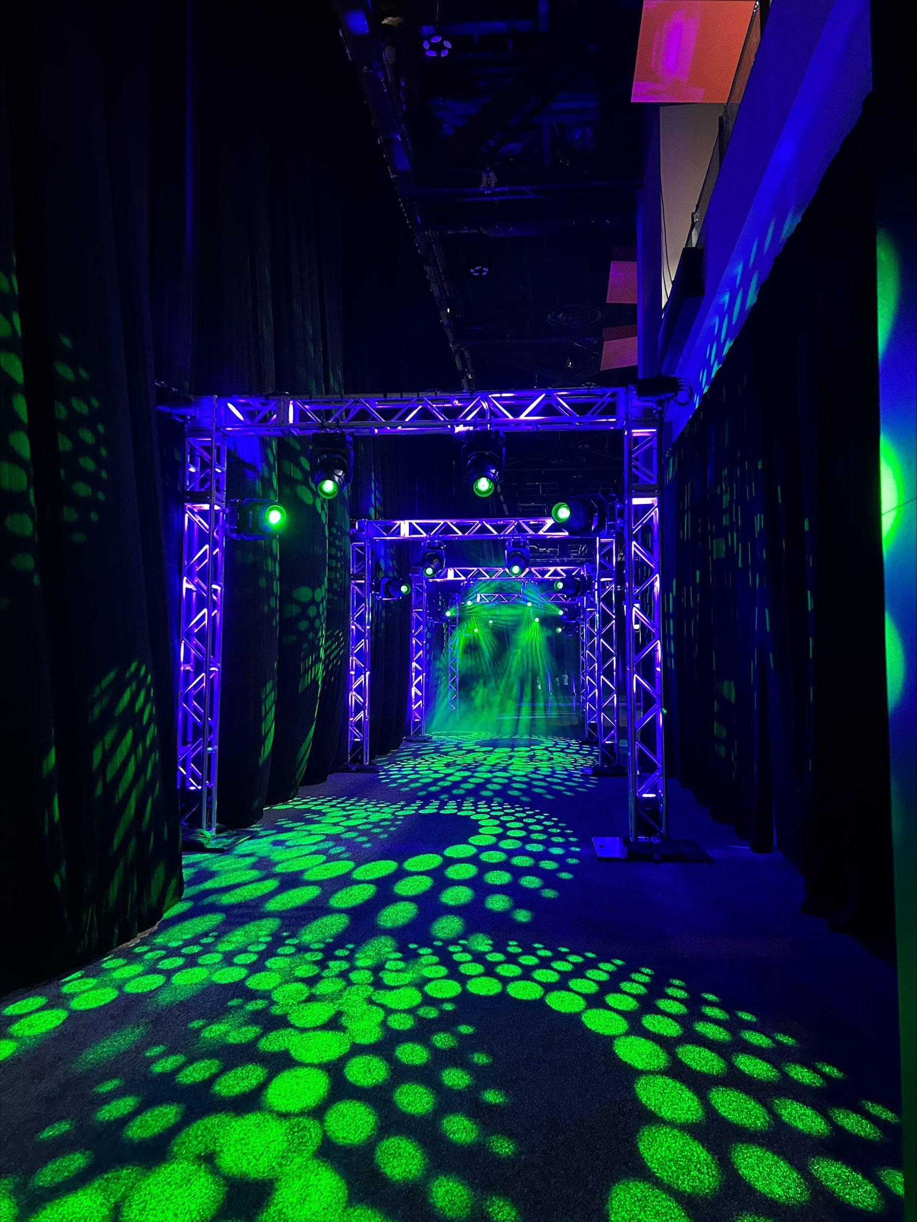 shoptalk conference hallway to stage