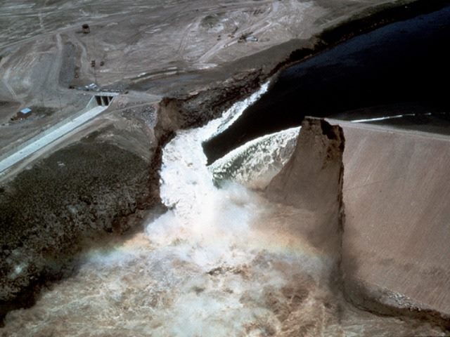 Breaking the Dam of Digital Asset Management for Better CX