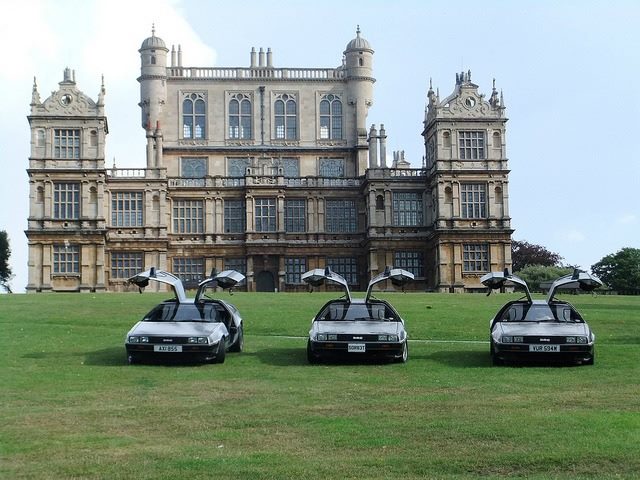 three DeLoreans