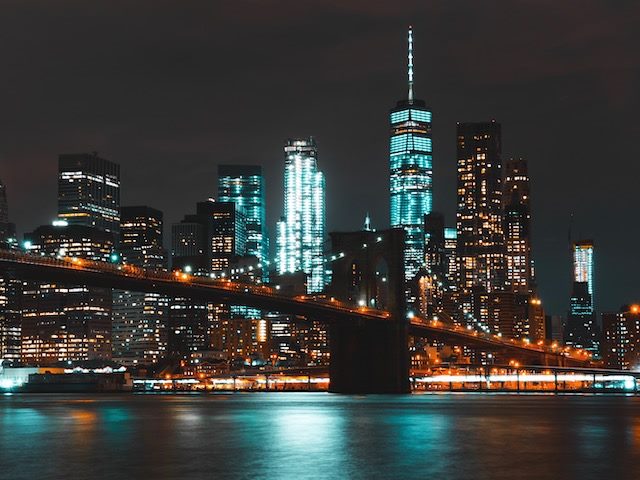 nyc skyline at night