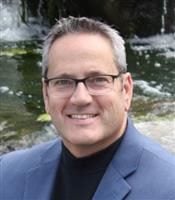 headshot of Sean Albertson