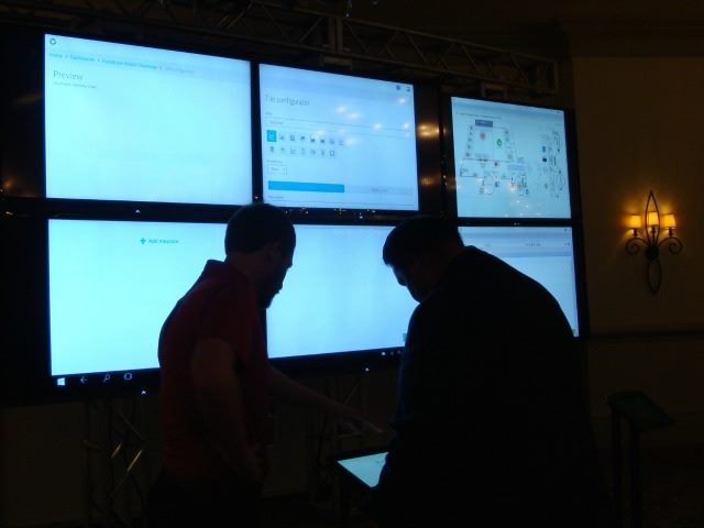 dynatrace demos its software