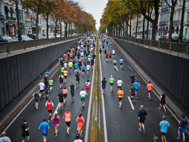 marathon runners