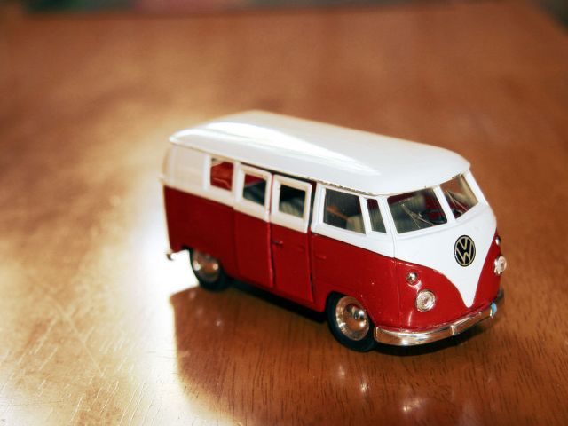 A toy 1962 Volkswagen Microbus by Sigurdas, licensed under Creative Commons.