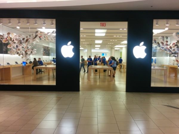 customer experience, Viewpoint of the Apple iPhone 6 Launch - from a 9-Year-Old