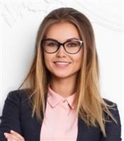 Headshot of Olga Mykhoparkina