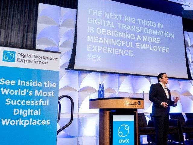 Brian Solis on stage during his keynote at the June 2018 Digital Workplace Experience conference at the Radisson Blu Aqua Hotel in Chicago.