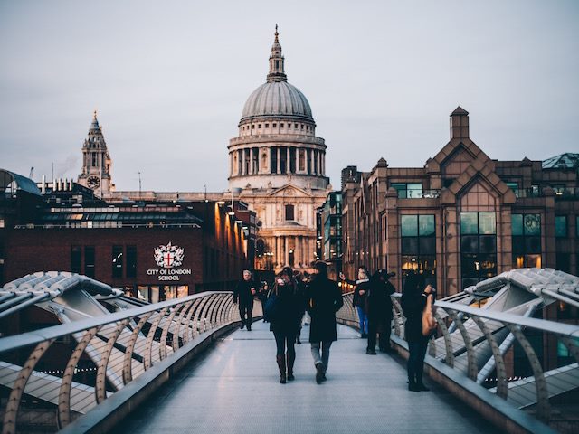 millennium bridge in London