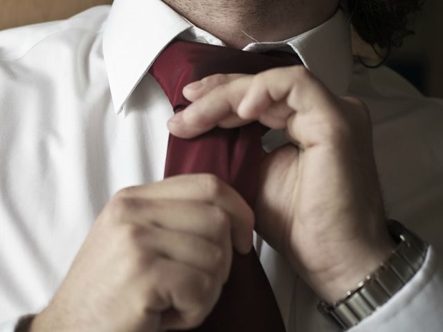 dress sharp