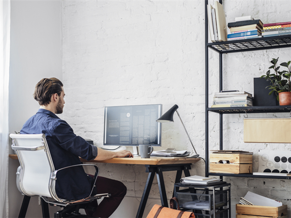 Centralized Computing Power in a Decentralized Work Environment