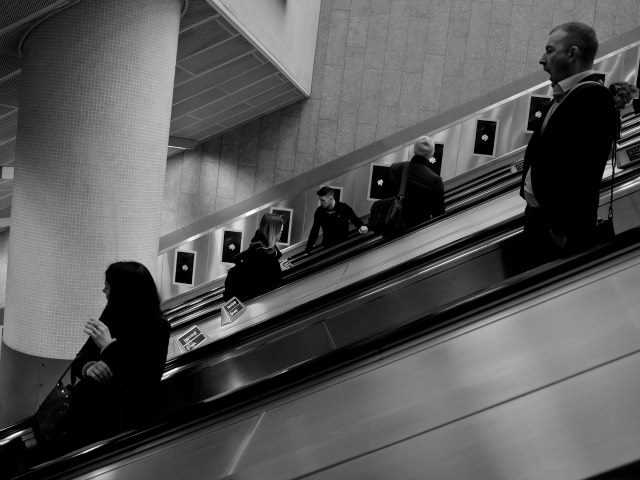 Yawning commute